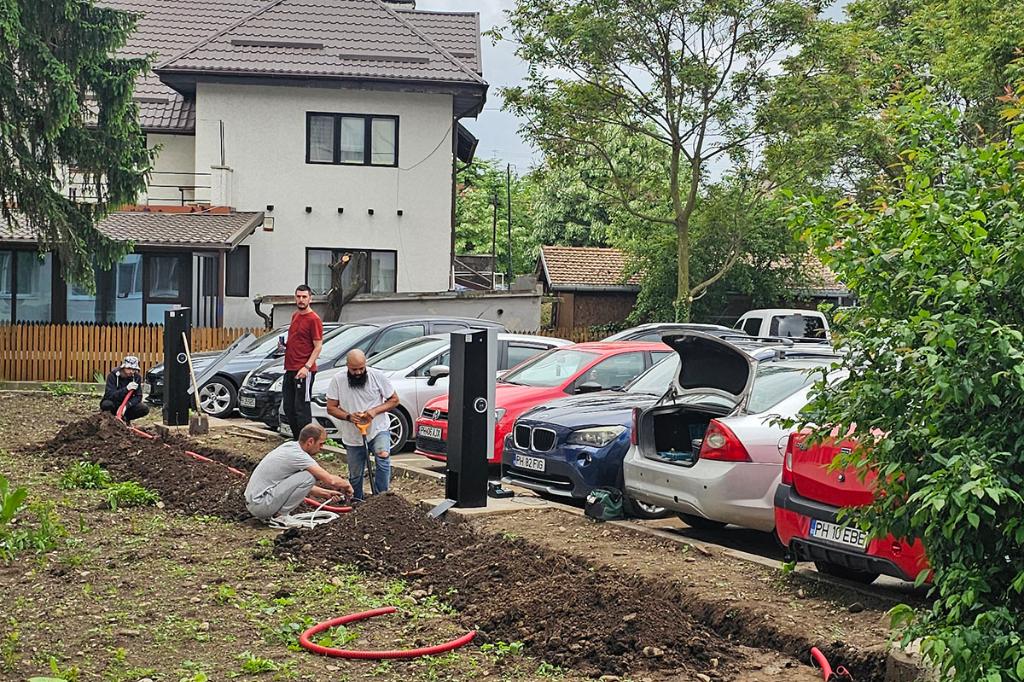 813.000 lei pentru stațiile de încărcare electrică de la blocurile din Câmpina, recent reabilitate termic