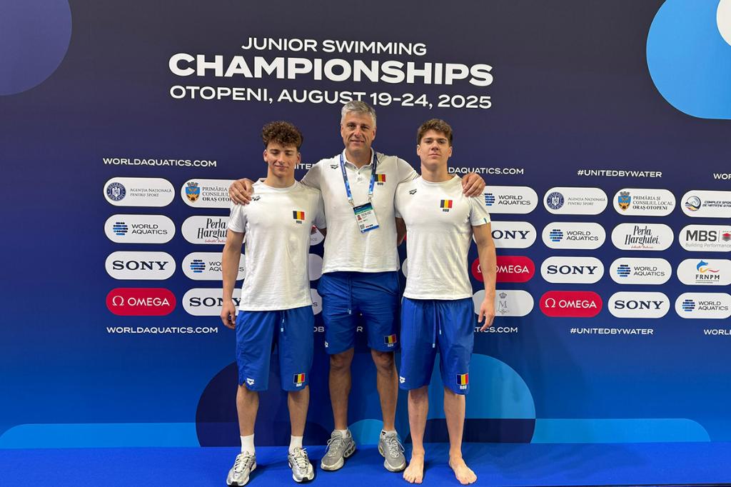 Câmpinenii Darius Coman și Dănis Volontir vor participa la Mondialele de natație pentru juniori