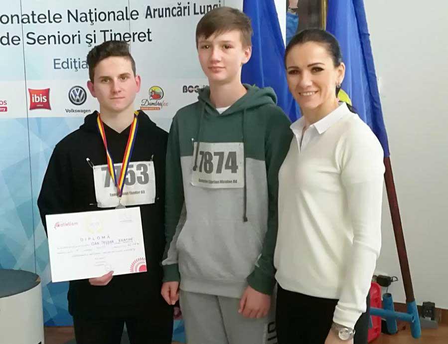 Medalie de bronz pentru tânărul câmpinean Teodor Enache la aruncarea suliţei, categoria juniori III