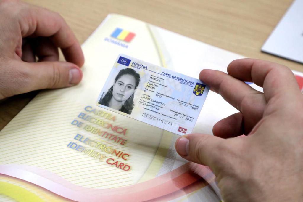 Câmpinenii pot solicita emiterea Cărții Electronice de Identitate
