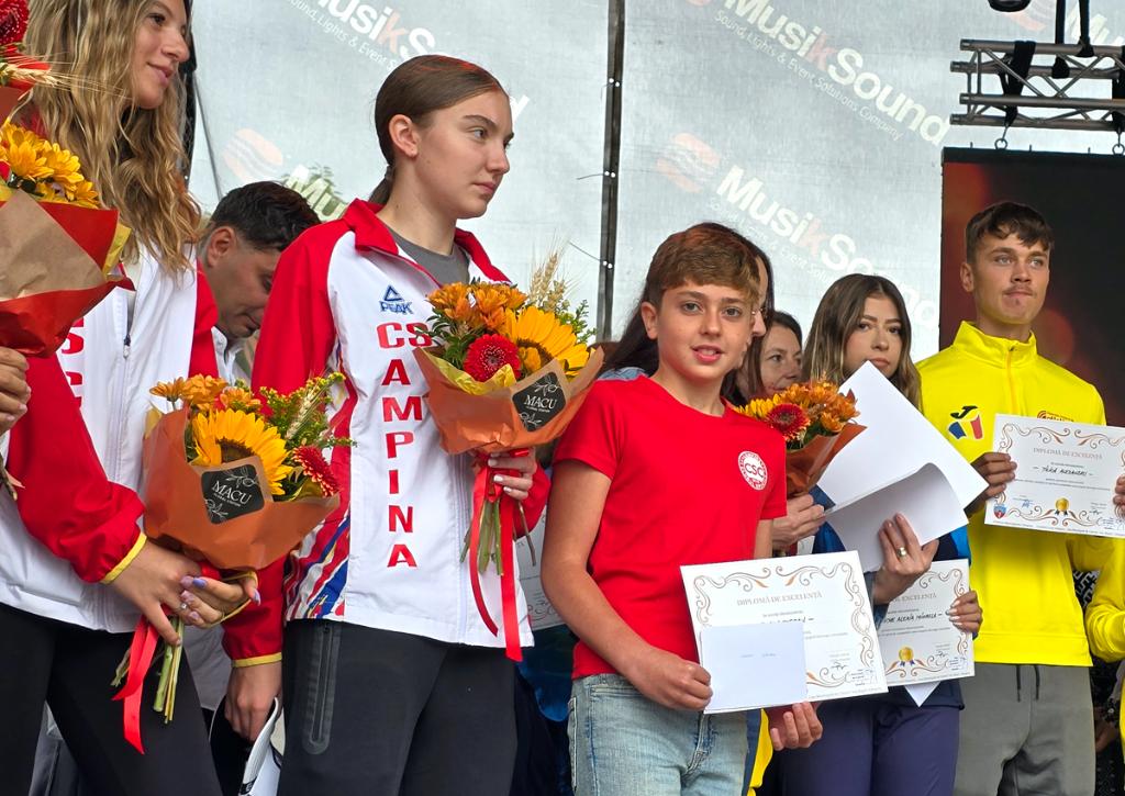 Cei mai buni sportivi câmpineni, premiați de administrația locală