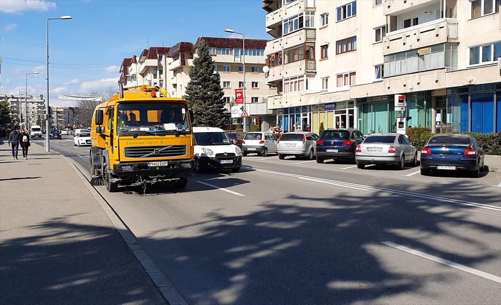 La Câmpina, străzile vor fi spălate cu soluție dezinfectantă, pe bază de biocid, începând de marți, 17 martie 2020