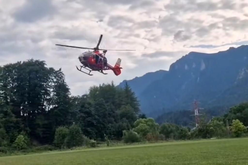 Intervenție cu elicopterul în Bucegi pentru salvarea a doi turiști blocați în zona Coștila