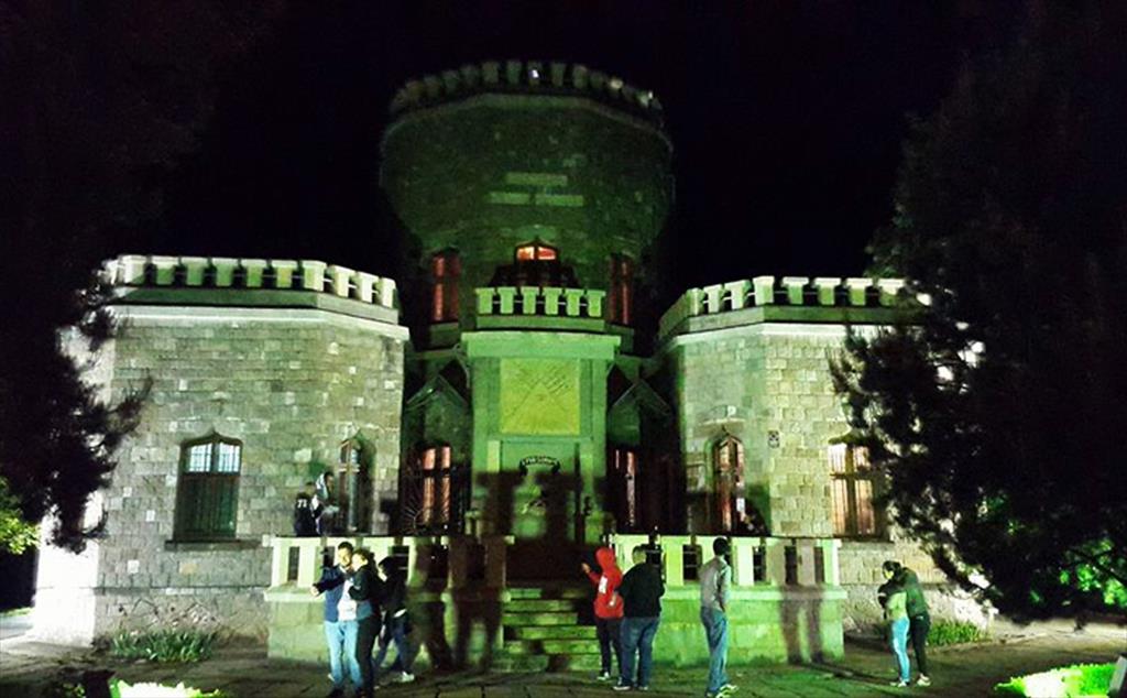 600 de persoane au vizitat Castelul Hasdeu la 