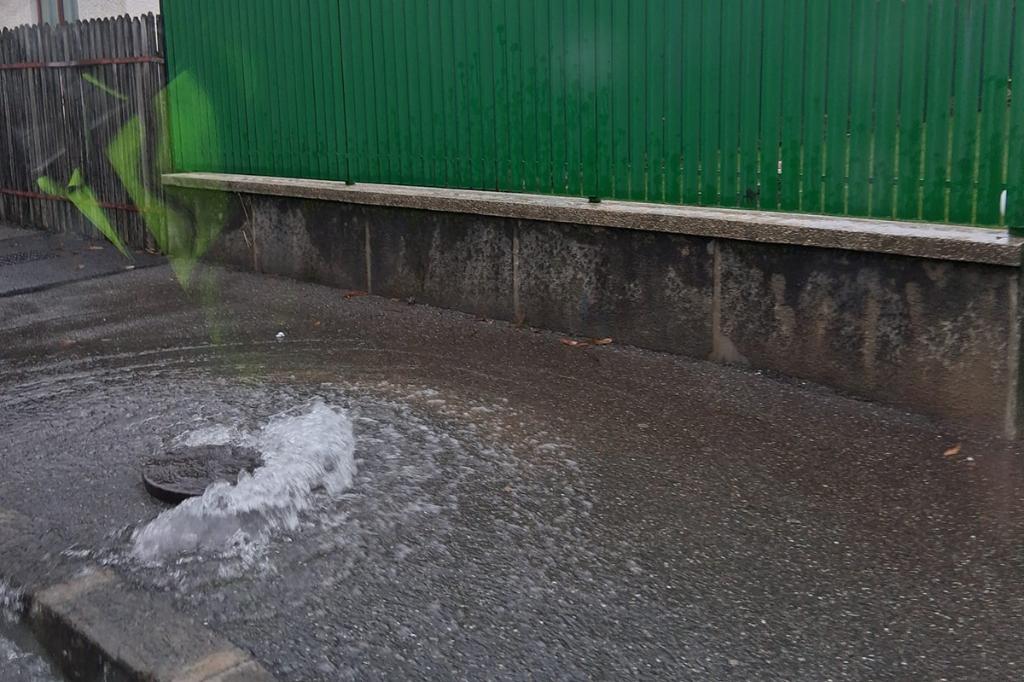 La Câmpina, avariile la rețeaua de apă au fost remediate. Câmpinenii au din nou apă la robinet