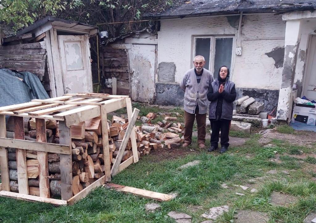 Biserica “Sfânta Treime” din Câmpina nu oferă doar sprijin spiritual, ci și donații pentru cei aflați în nevoie