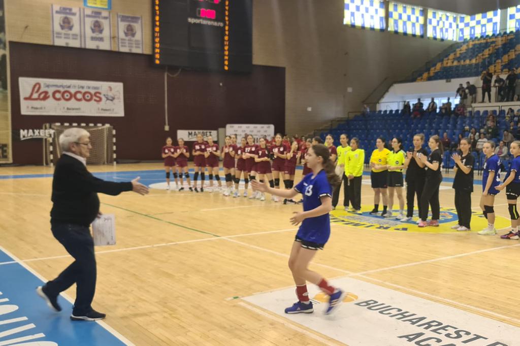 Turneul semifinal, handbal feminin, juniori IV. CS Câmpina a încheiat turneul pe un valoros loc 4
