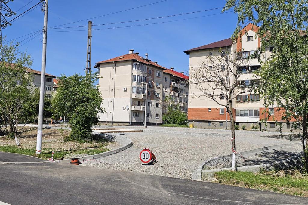 Câmpinenii întreabă... primarul răspunde. Lucrările la parcarea de pe Erupției vor fi reluate după adoptarea bugetului local pentru 2026