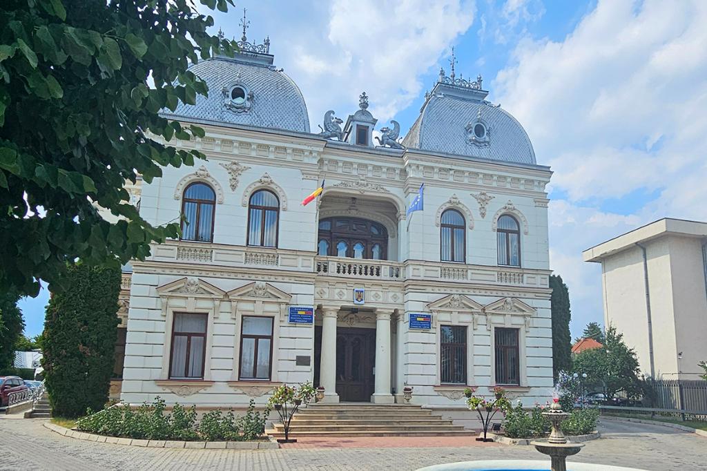 Primăria Municipiului Câmpina simplifică procesul administrativ pentru cetățeni: mai puține documente solicitate
