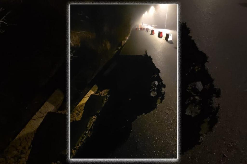 O parte din B-dul. Carol I s-a prăbușit, în noaptea de miercuri spre joi, la ieșirea din Câmpina spre Cornu