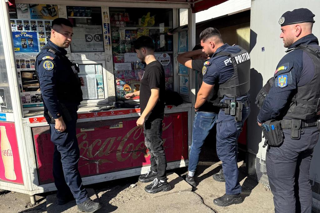 Peste 50 sancțiuni aplicate de polițiștii prahoveni într–o acțiune în stațiile și trenurile de călători