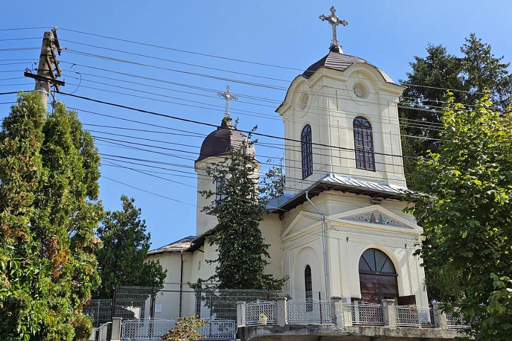 Povestea Bisericii Sf. Voievozi (de la lac), din Câmpina