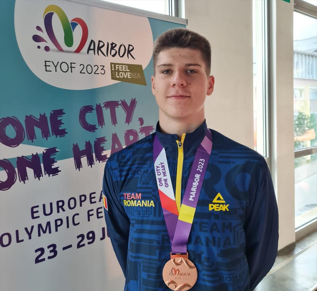 Încă o medalie de bronz pentru câmpineanul Darius Coman la Festivalul Olimpic al Tineretului European
