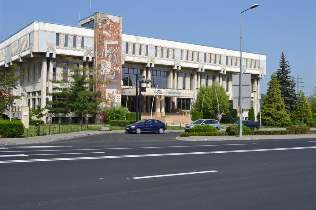 Târgul de Crăciun de la Câmpina va fi organizat pe esplanada din fața Casei Tineretului