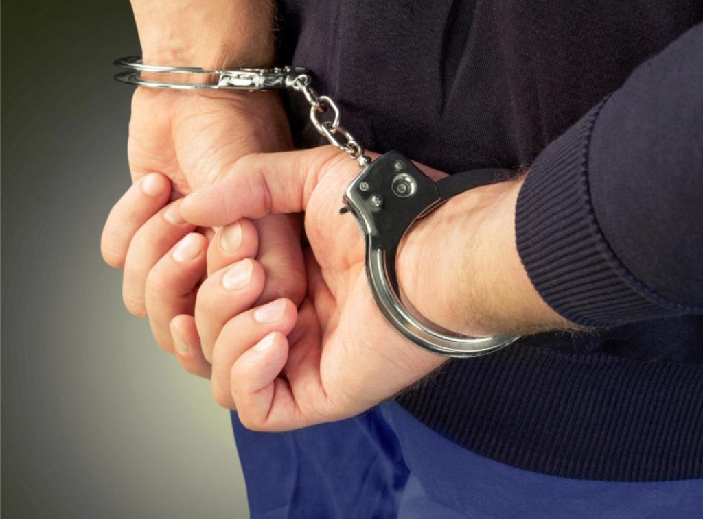 Polițiștii au depistat un bărbat de 32 ani, din Brebu, care are de ispășit o pedeapsă de trei ani închisoare pentru furt calificat