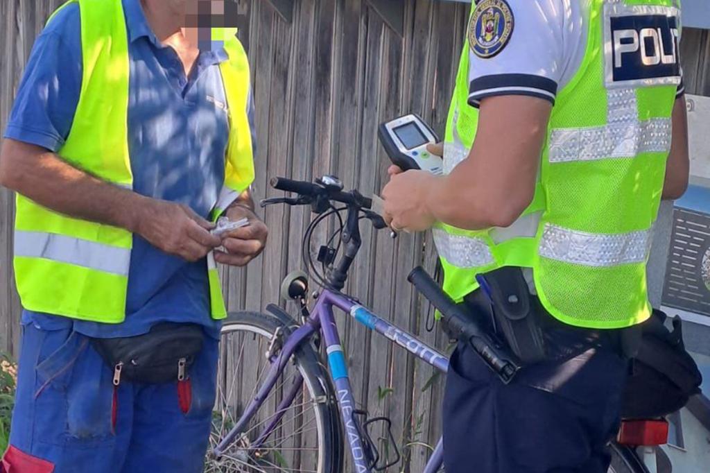 Bicicliștii și utilizatorii de trotinete electrice, în atenția polițiștilor prahoveni