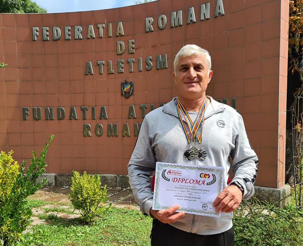 Viorel Savu (CSS ”Constantin Istrati” Câmpina) - trei titluri naționale la atletism, la veterani
