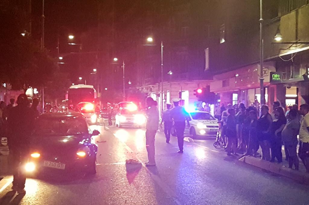 Mai mulți câmpineni reclamă traficul nocturn cu mașini și motociclete turate și muzică la maximum, chiar prin fața sediilor Poliției Municipale și Primăriei
