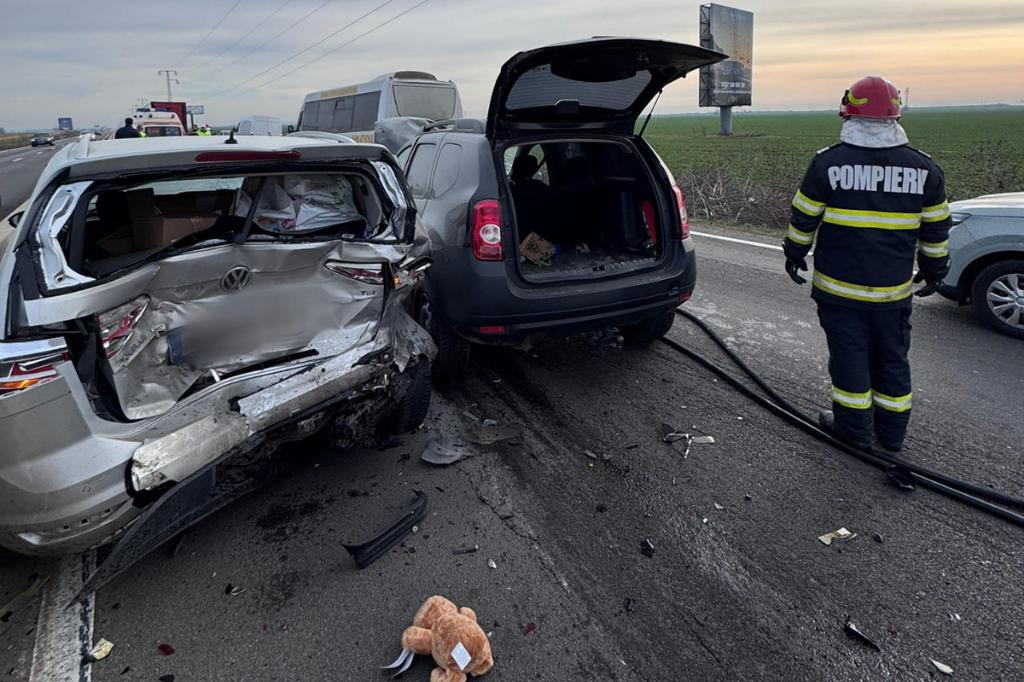 Accident pe DN1. Două persoane au ajuns la spital