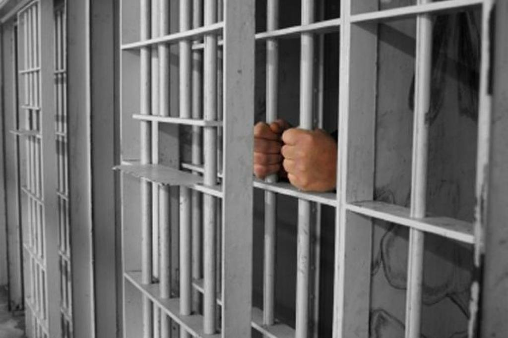 La Câmpina, un tânăr a fost reținut de polițiști pentru nerespectarea unui ordin de protecție