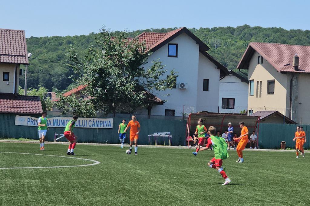 Amical, juniori. CS Câmpina - Școala de Fotbal Toader Ploiești 0-0
