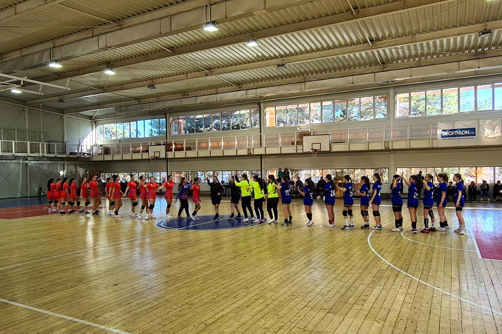 Handbal feminin, juniori III. CS Câmpina - Gloria Băicoi 42-23