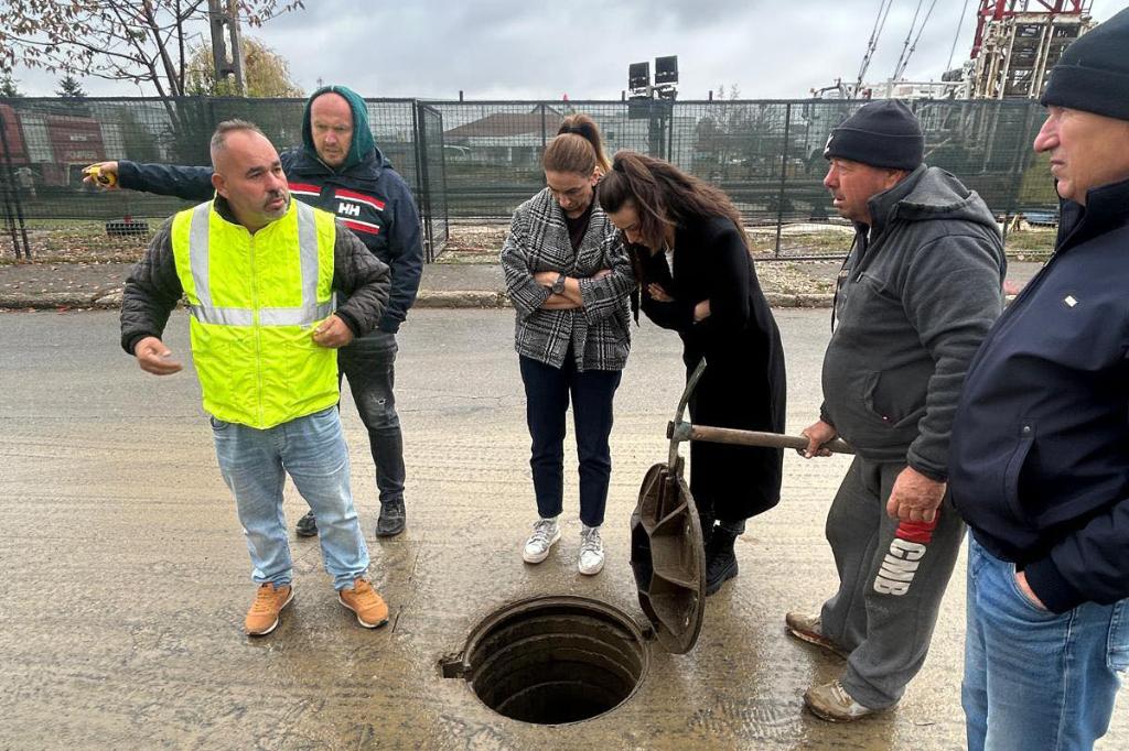De ce s-au oprit lucrările Hidro Prahova la Câmpina? S-au găsit rețele care nu apăreau pe planuri