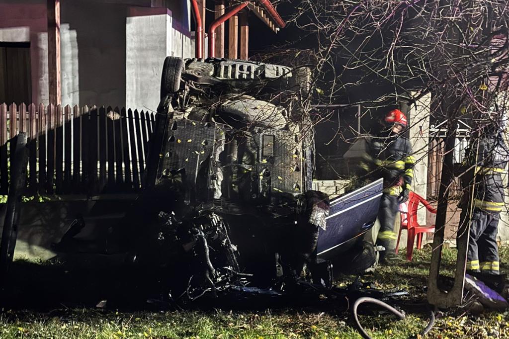 Accident spectaculos pe DN1, la Bănești, provocat de un șofer cu o alcoolemie de 1,11mg/l alcool pur în aerul expirat