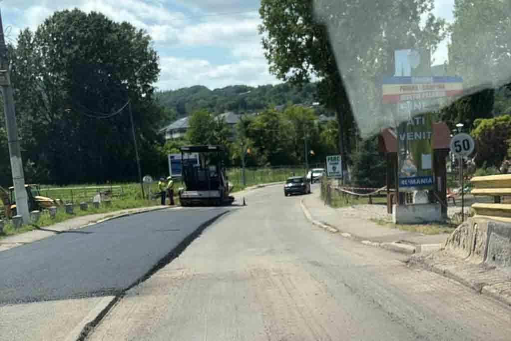Se asfaltează pe podul de la Poiana Câmpina