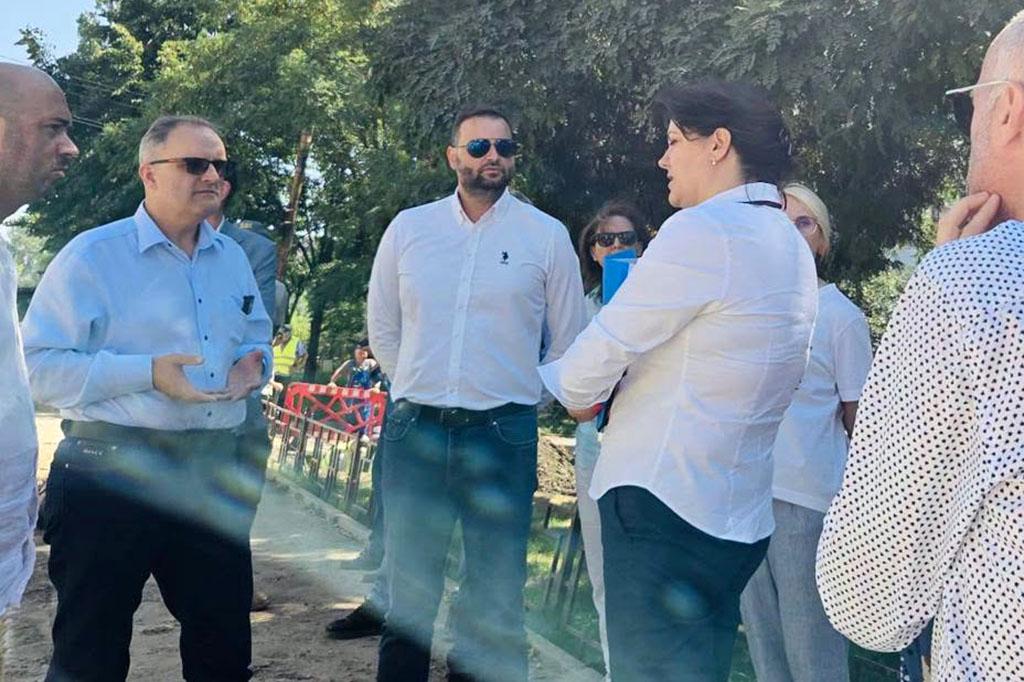Din 17 august ar trebui să înceapă asfaltarea Străzii Orizontului