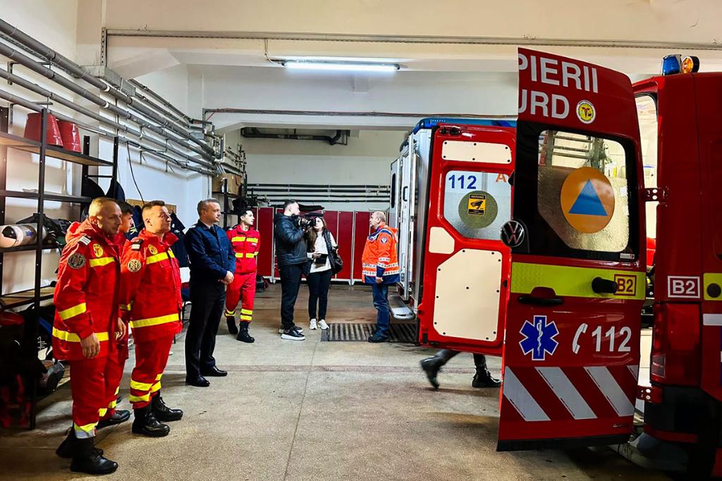 39 ambulanțe noi pentru serviciile de urgență din Prahova