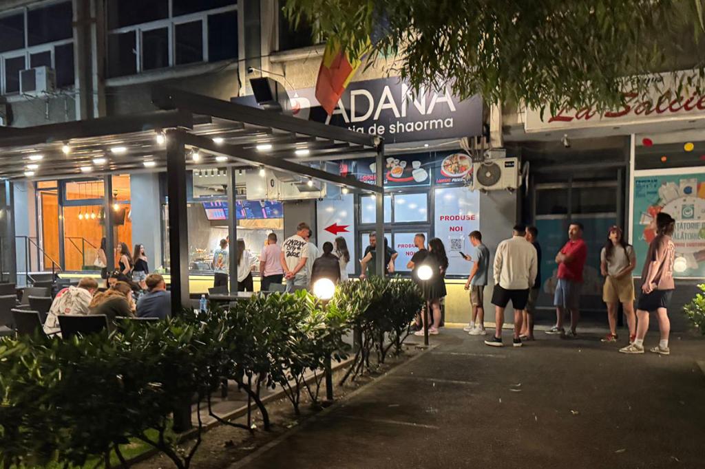 15 ani de Shaormeria Adana Câmpina – Povestea unui business care a crescut odată cu orașul