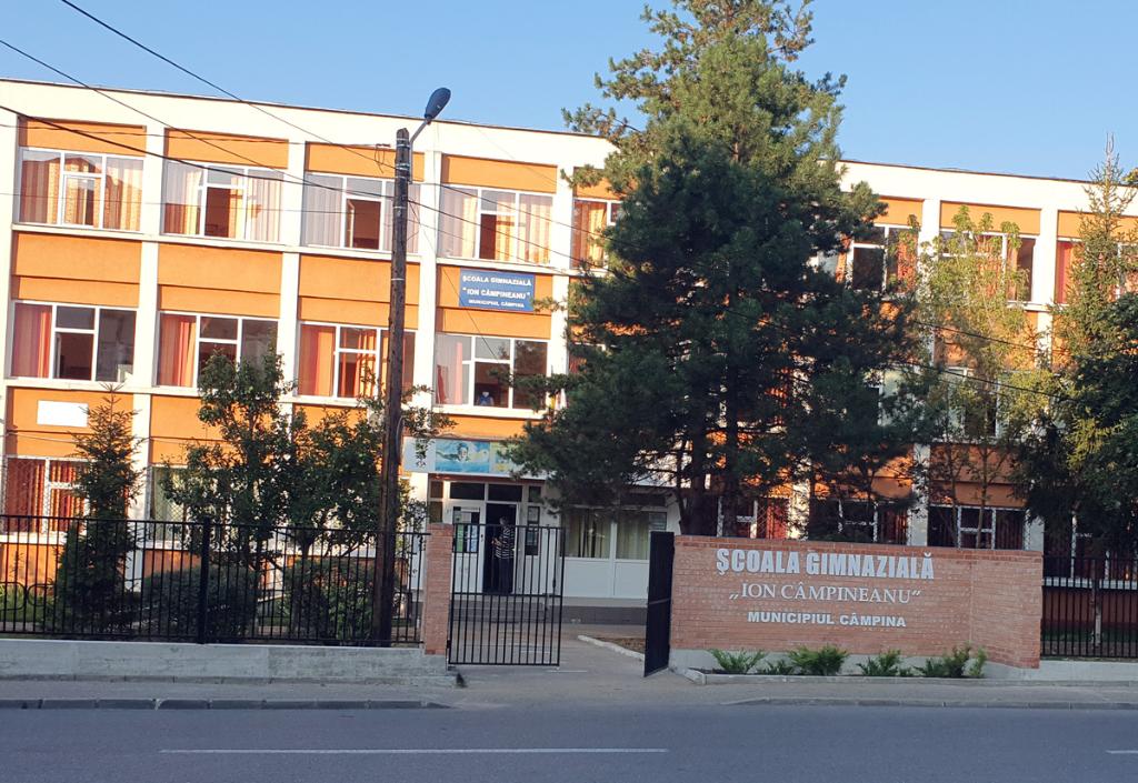 Au început înscrierile la clasa pregătitoare. Câte clase și câți copii sunt în Câmpina și localitățile vecine