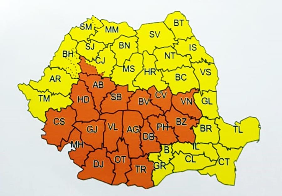 Cod portocaliu de ploi abundente în Prahova și alte 15 județe, de duminică până marți