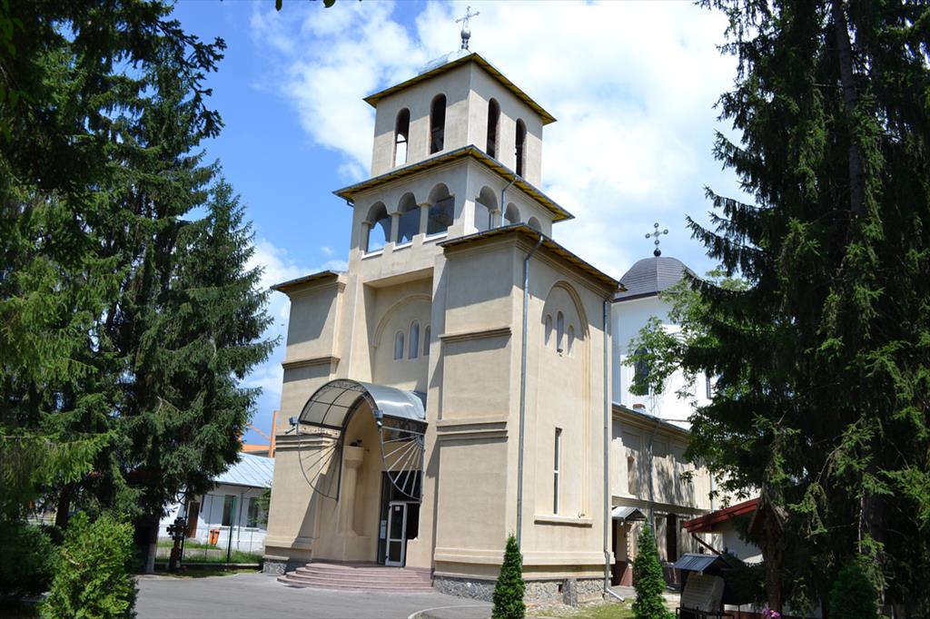 Îndrumările Patriarhiei Române către bisericile ortodoxe privind accesul credincioșilor în lăcașurile de cult, în cimitire și participarea la slujbe