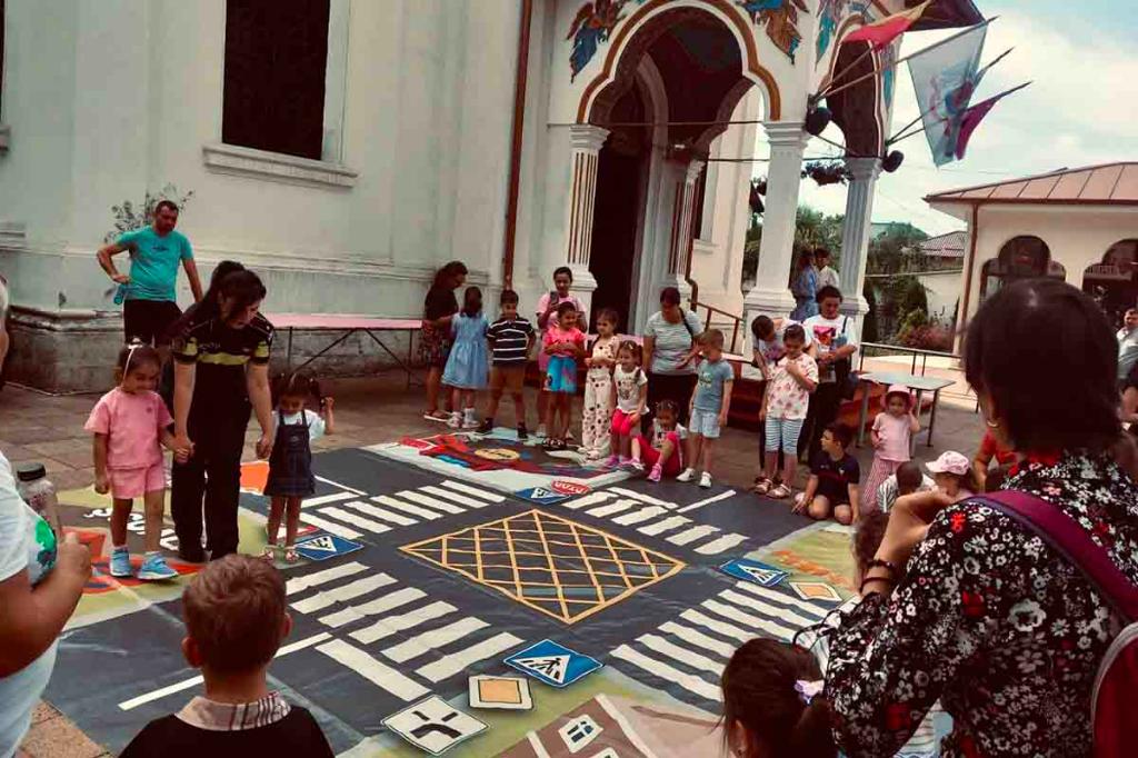 Peste 1.000 de copii, părinți și cadre didactice, beneficiari ai activităților preventive desfășurate de polițiștii Biroului Siguranța Școlară