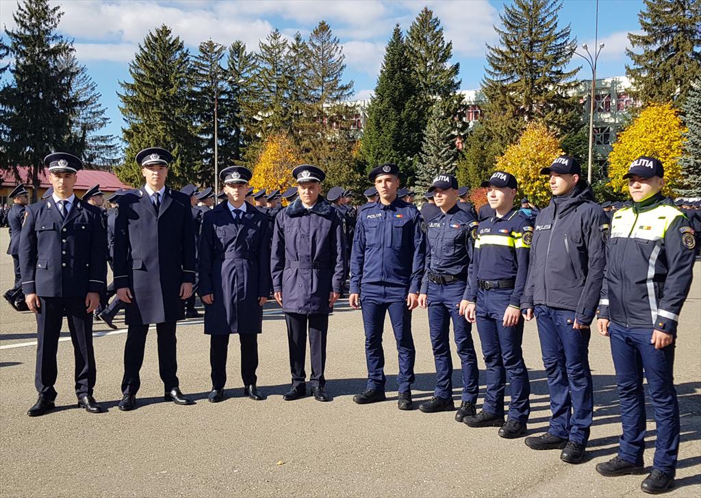 Noile uniforme ale Poliției Române, prezentate oficial la Școala de Agenți de Poliție 