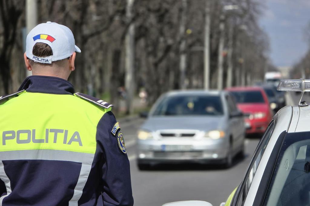 Polițiștii au prins cu... radarul un șofer cu permisul suspendat