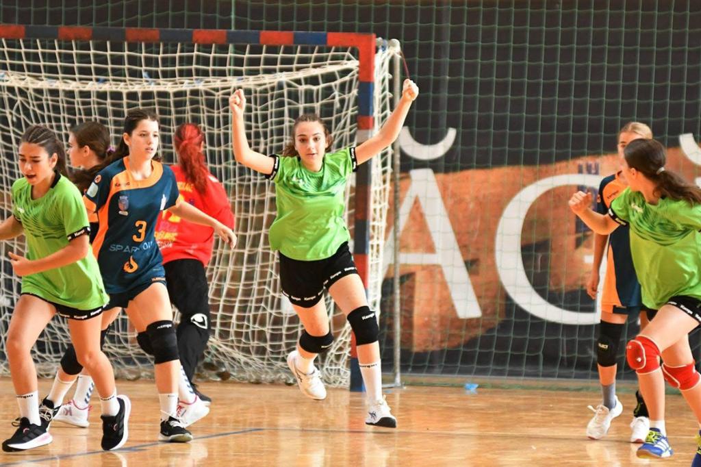 Handbal feminin, juniori III. Dinamo București - CS Câmpina 38-38