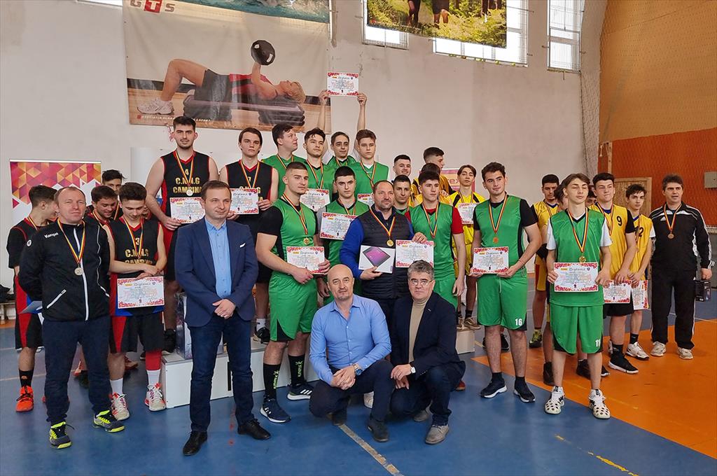 Colegiul Tehnic Forestier a câștigat competiția de baschet masculin din cadrul proiectului ”Câmpina sporturilor”