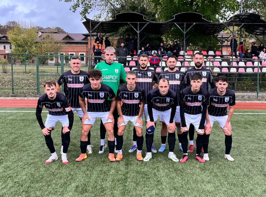 Liga a 5-a. Muscelul Câmpina - AS Tg. Vechi Stăncești 1-1