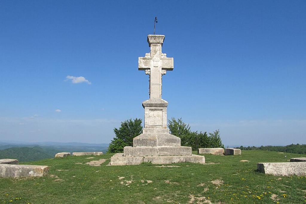 Povestea unui monument aflat la doi pași de Câmpina - Crucea Domnitorului de la Melicești