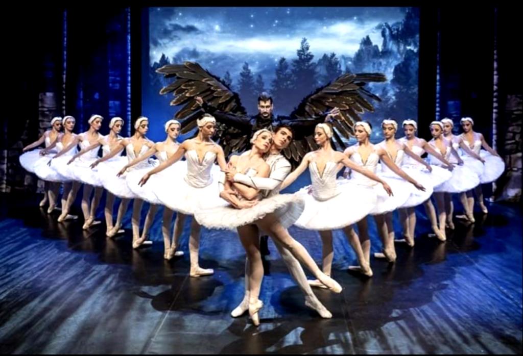 Eveniment cultural de excepție la Câmpina. “Lacul lebedelor”, în interpretarea European Classical Ballet