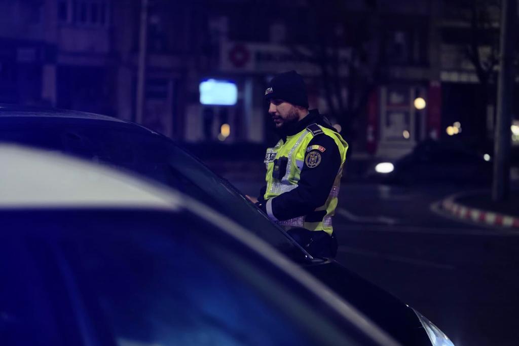 Un brezean s-a ales cu dosar penal după ce a condus un autoturism neînmatriculat