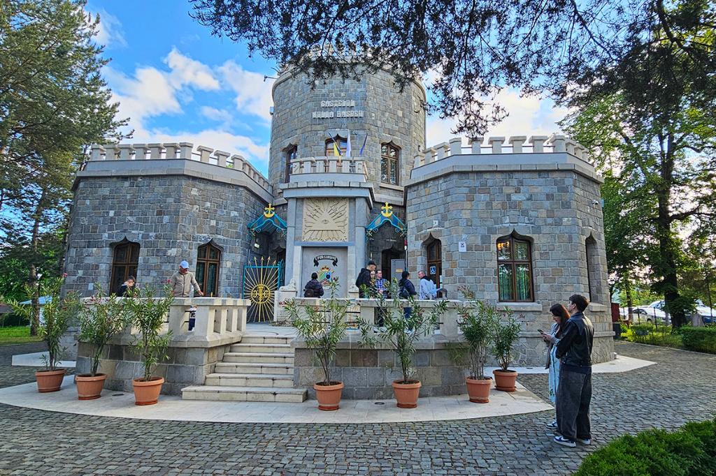 Aproape 1.000 de vizitatori la Castelul Hasdeu din Câmpina, în Noaptea Muzeelor 2025