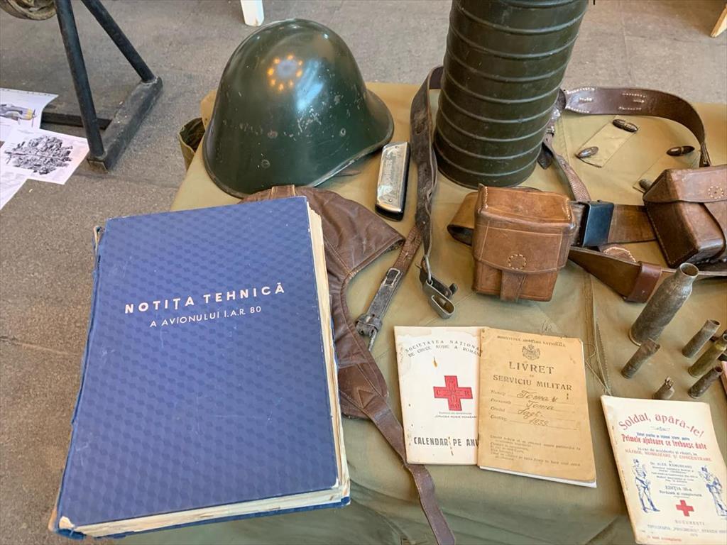 Expoziție inedită la Breaza, cu obiecte și documente legate de bombardamentul de la 1 august 1943