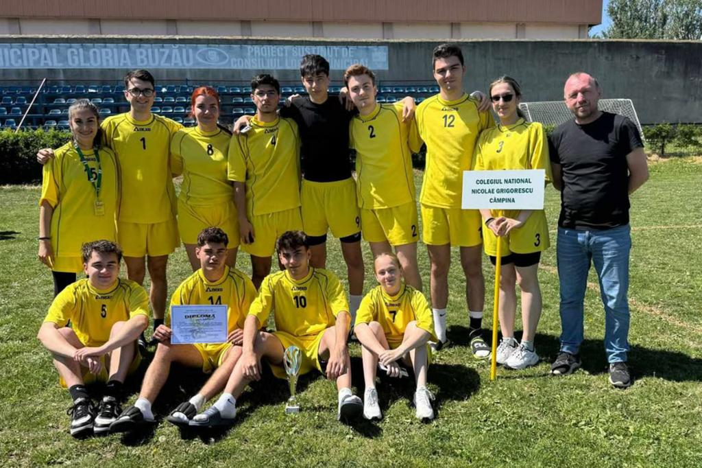 Echipa mixtă de rugby-tag de la Colegiul Național ”Nicolae Grigorescu” Câmpina, mențiune la Olimpiada Națională Școlară