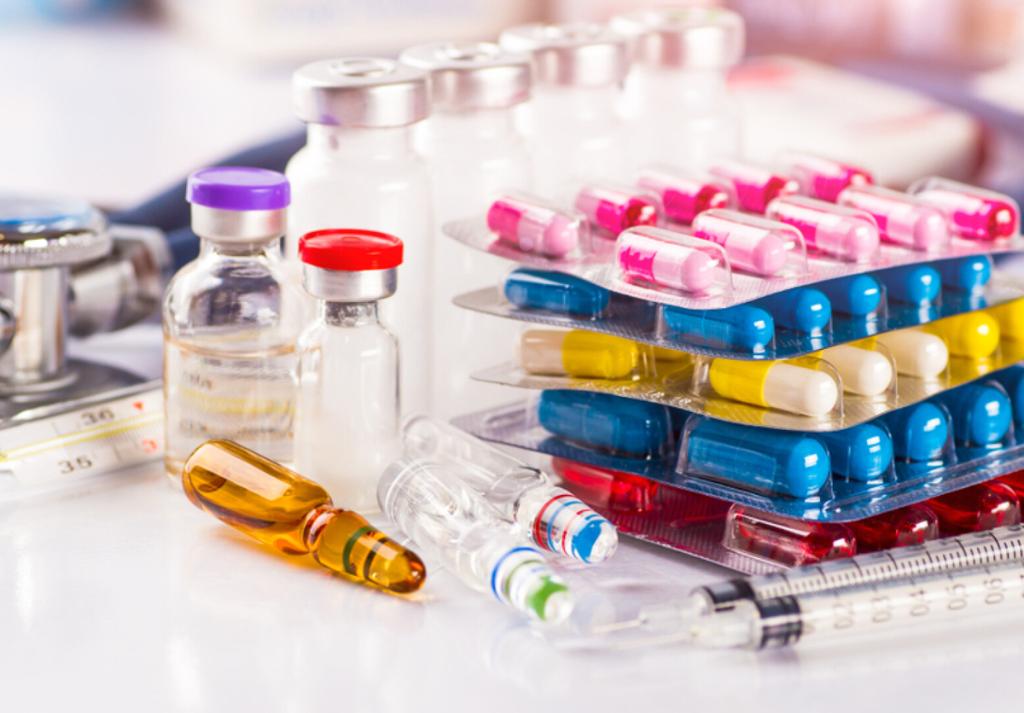 Cresc prețurile la medicamente. Cele fără rețetă s-ar putea scumpi cu 25%