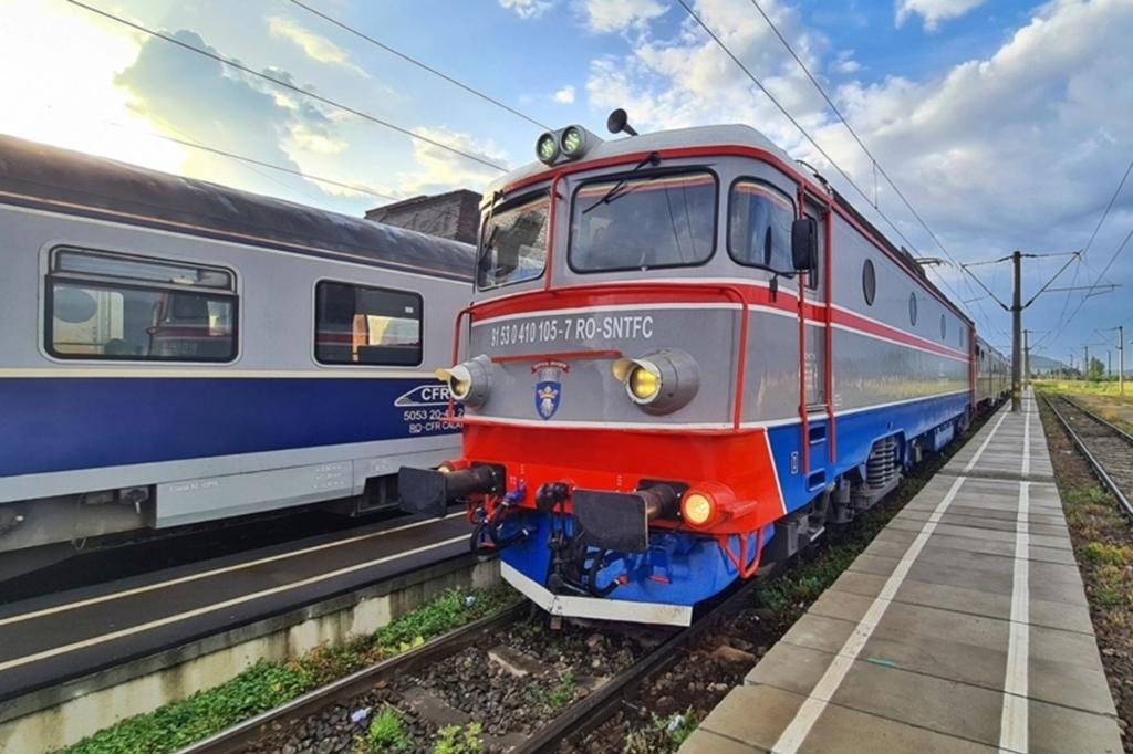 Circulația feroviară a fost întreruptă mai bine de o oră între Câmpina și Florești