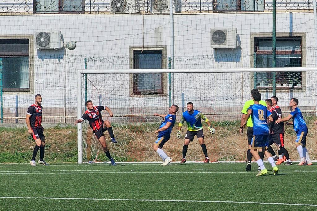 Liga a 5-a Prahova. Sportul Câmpina - CS Băltița 3-1